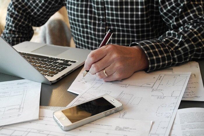 Работа по совместительству: оплата, ограничения и социальные гарантии  